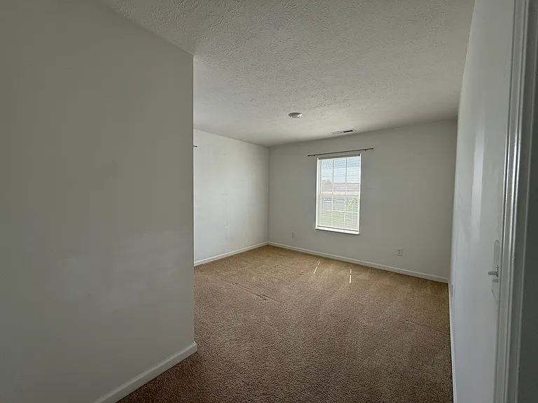 577 Freedom Dr — Photo 23