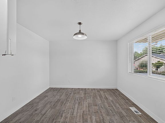 5th image of 1332 N 2350th St E