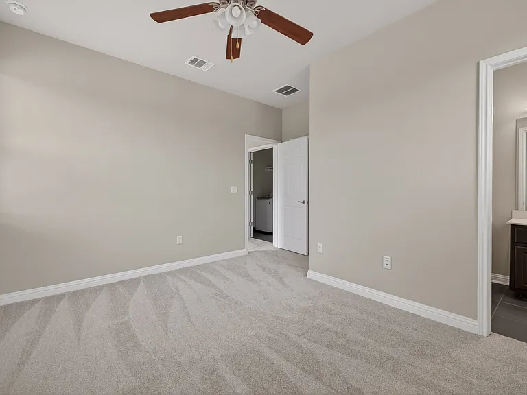 1501 Lawrence St — Photo 21