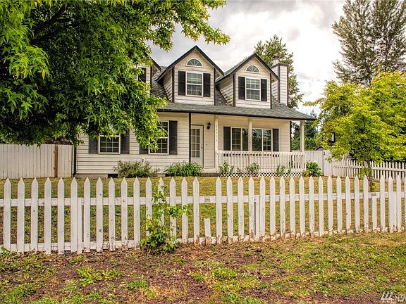 3rd image of 15516 121st Avenue Ct E
