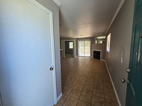 3rd image of 4380 Woodpine Dr Unit 106
