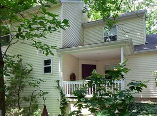 1030 Oak Knoll Dr, Harrisburg, PA 17111