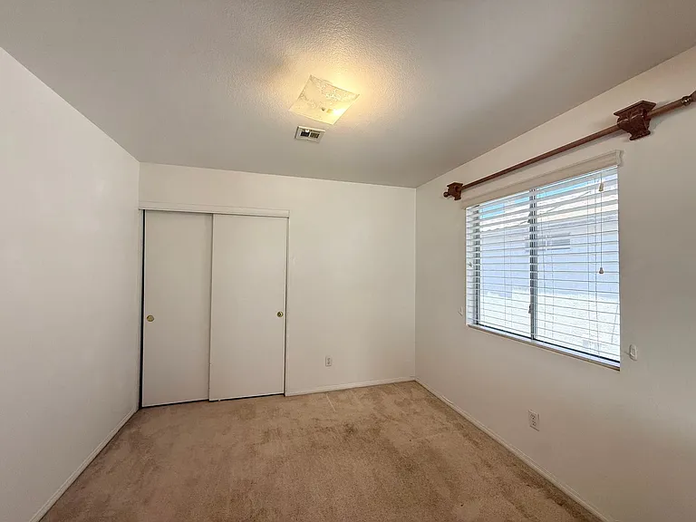 1778 Blue Ribbon Dr — Photo 17