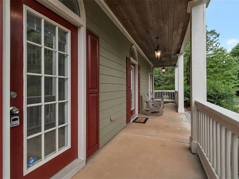100 Hardwood Ln — Photo 21