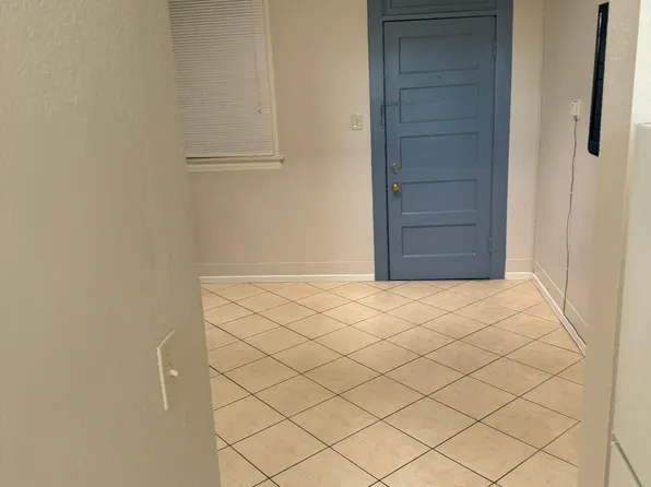 279 N 2nd Ave #9, Upland, CA 91786