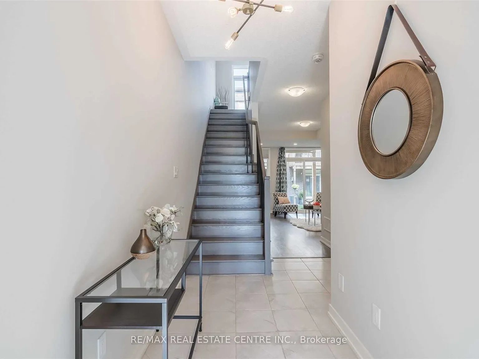 3 bed, $3,400 — Photo 2