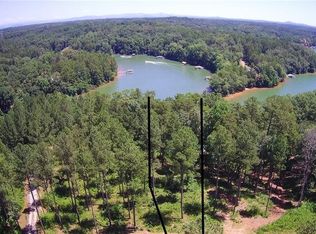 7 Little Keowee Bay Blvd, West Union, SC 29696