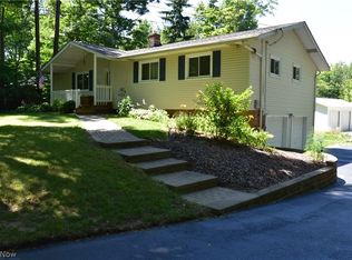 8294 Timberlane Dr, Painesville, OH 44077