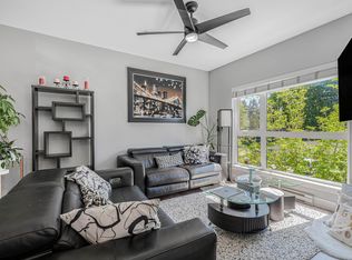 13733 107a Ave #202, Surrey, BC V3T 0B7