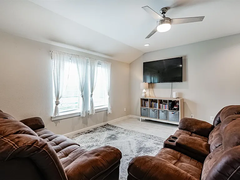 13005 Oleander Bay Ln — Photo 15