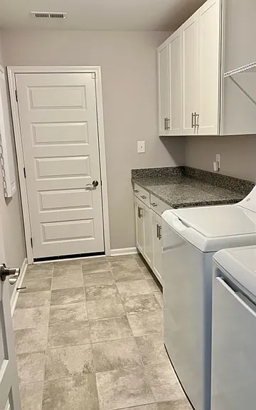 228 Patriot Dr — Photo 13