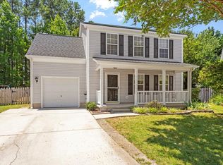 108 Summer Days Ct, Apex, NC 27502