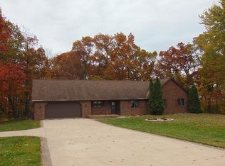 N6326 Forest Rd, Beaver Dam, WI 53916