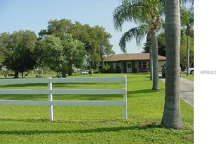 1st image of 1040 Us Highway 98 W