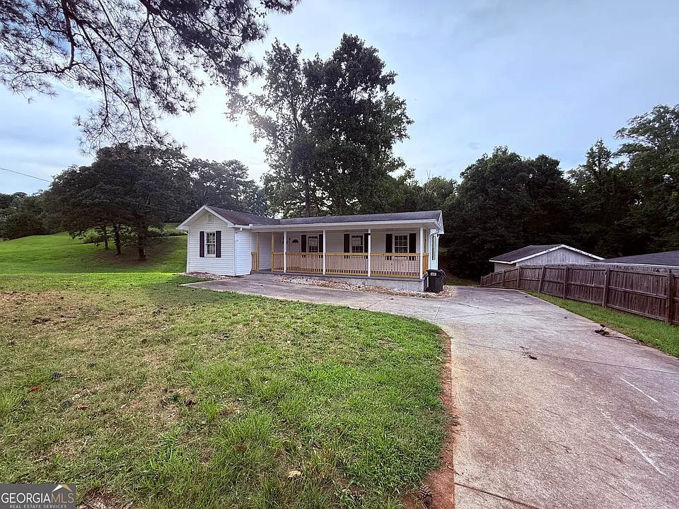 6790 Queen Mill Rd SE