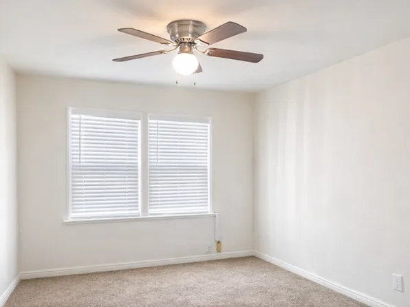 12610 S Figueroa St #12610, Los Angeles, CA 90061