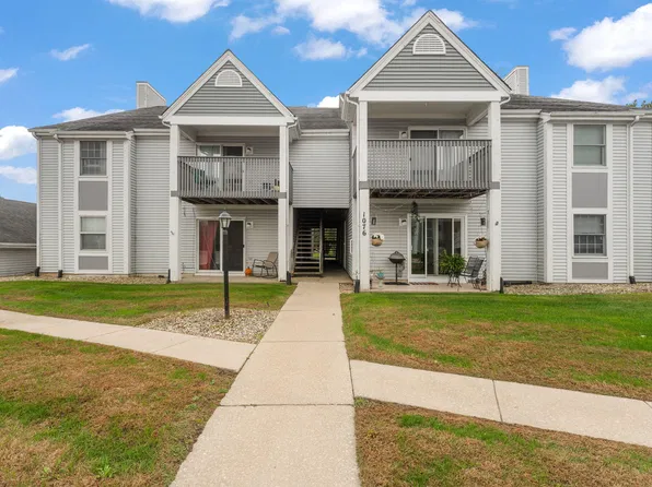1076 Millpond Rd N #C, Valparaiso, IN 46385