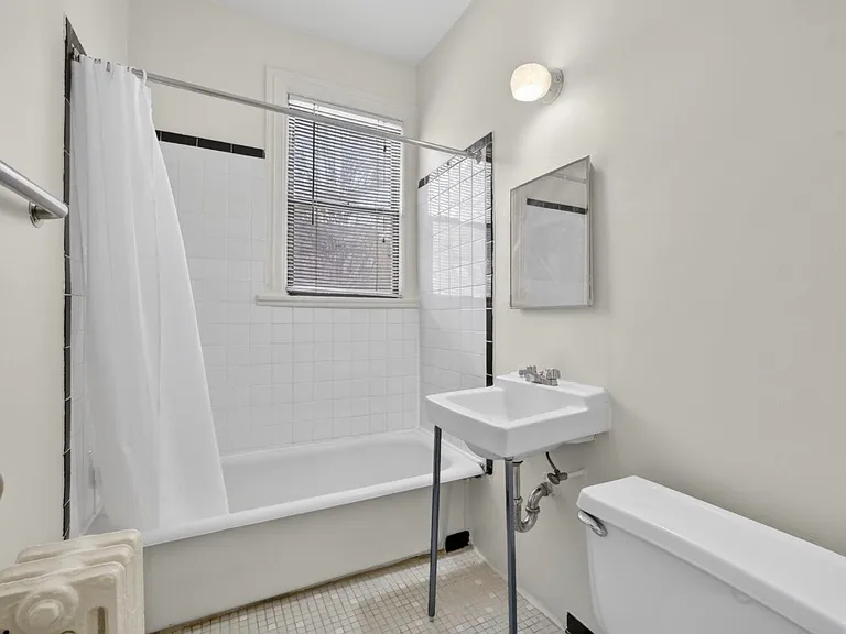 5400 7th St NW #203 — Photo 7