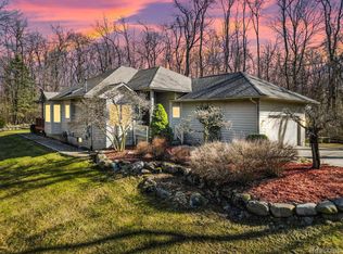 4197 Blood Rd, Metamora, MI 48455