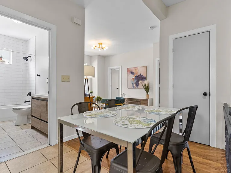 58 Vernon St #3 — Photo 2