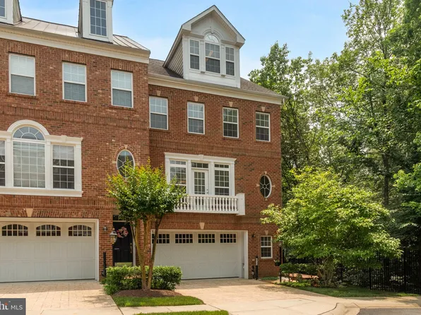 2735 Cabernet Ln, Annapolis, MD 21401