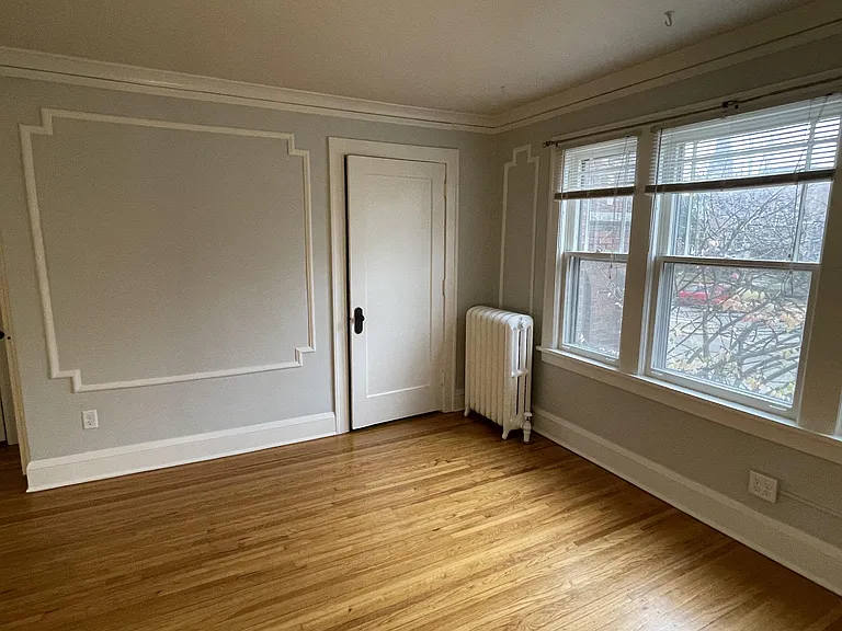 1506 Grand Apartments — Photo 10