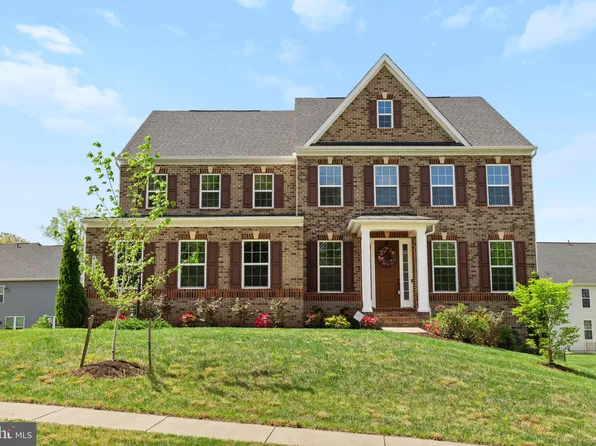 42163 Tecumseh Hills Dr, Chantilly, VA 20152