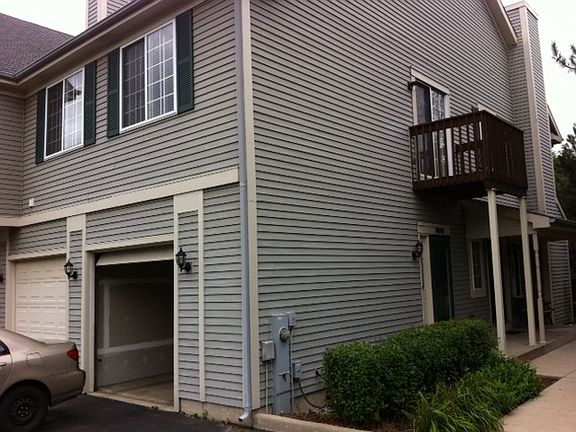 5th image of 309 Windsor Ct Unit D