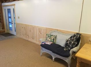 6986 E Oak St, Fountain, MI 49410