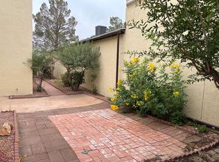 991 Roadrunner Cir, Las Cruces, NM 88011