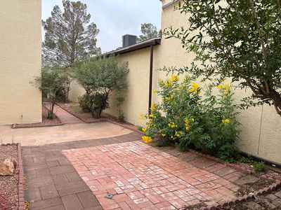 991 Roadrunner Cir, Las Cruces, NM, 88011