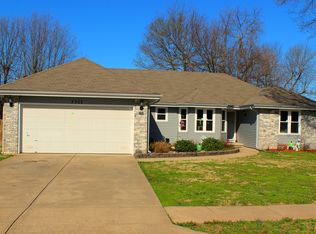 3701 S Leawood Ave, Springfield, MO 65807