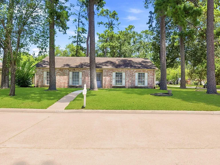 25302 Friar Lake Ln — Photo 1