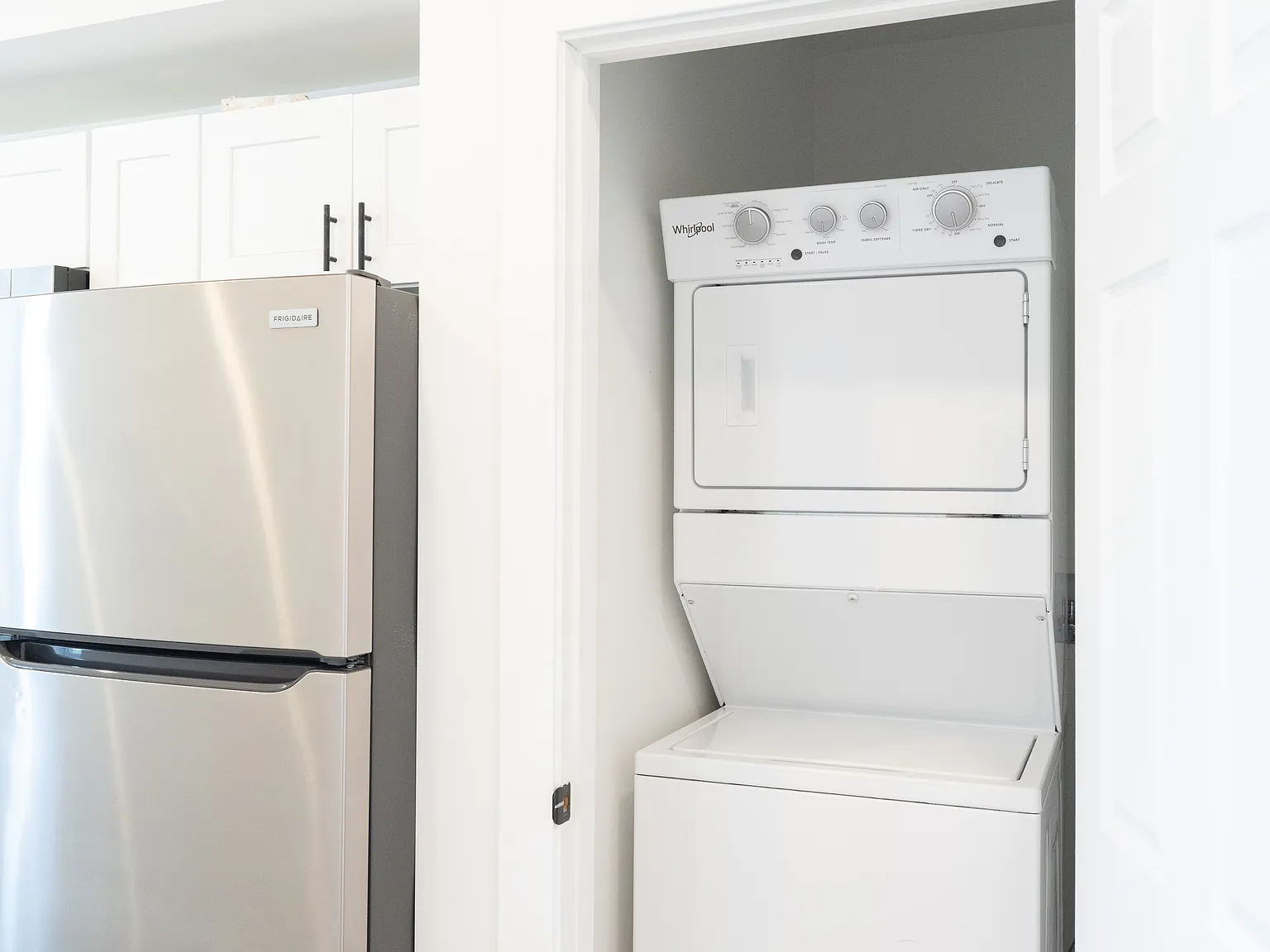 2 bed, $1,650 — Photo 2