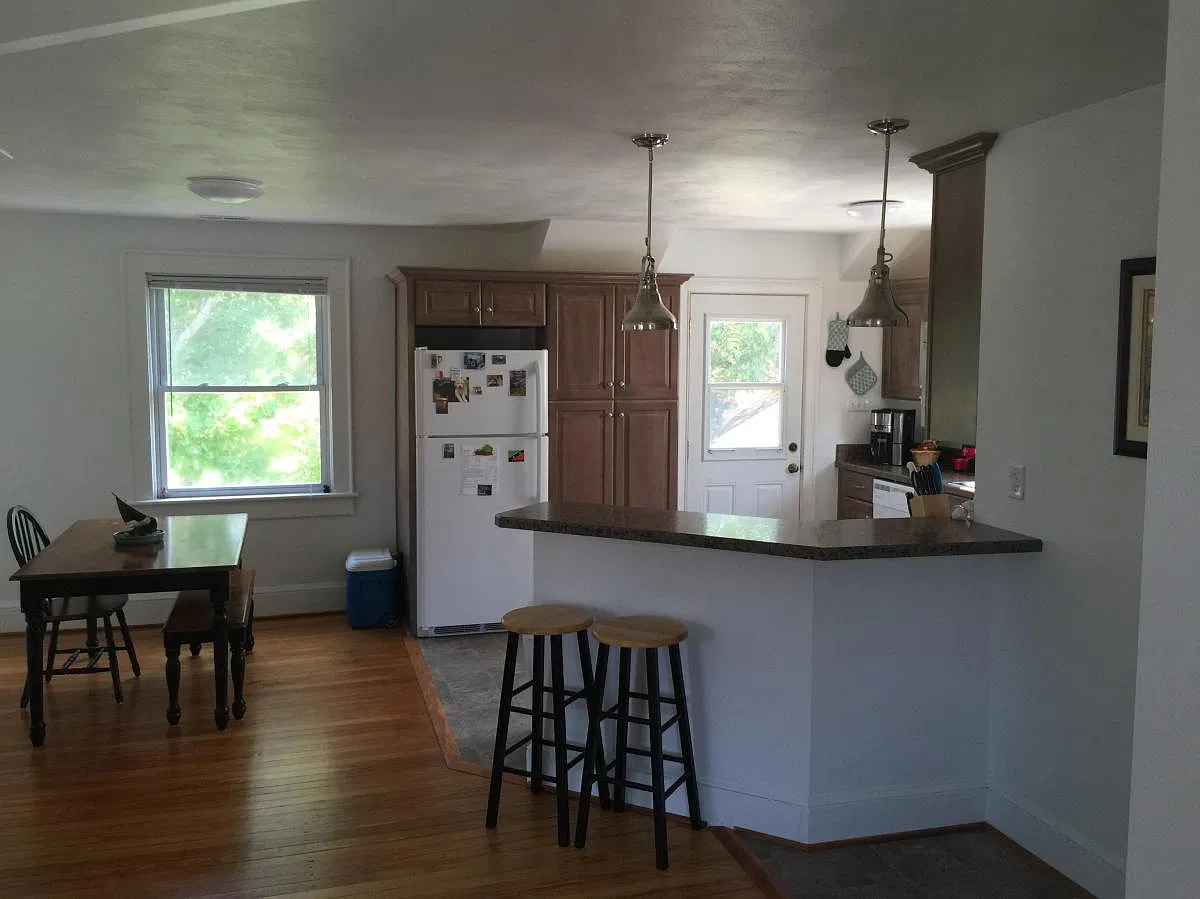 2 bed, 1100 sqft, $2,100 — Photo 3