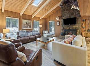 (Undisclosed Address), Sunriver, OR 97707