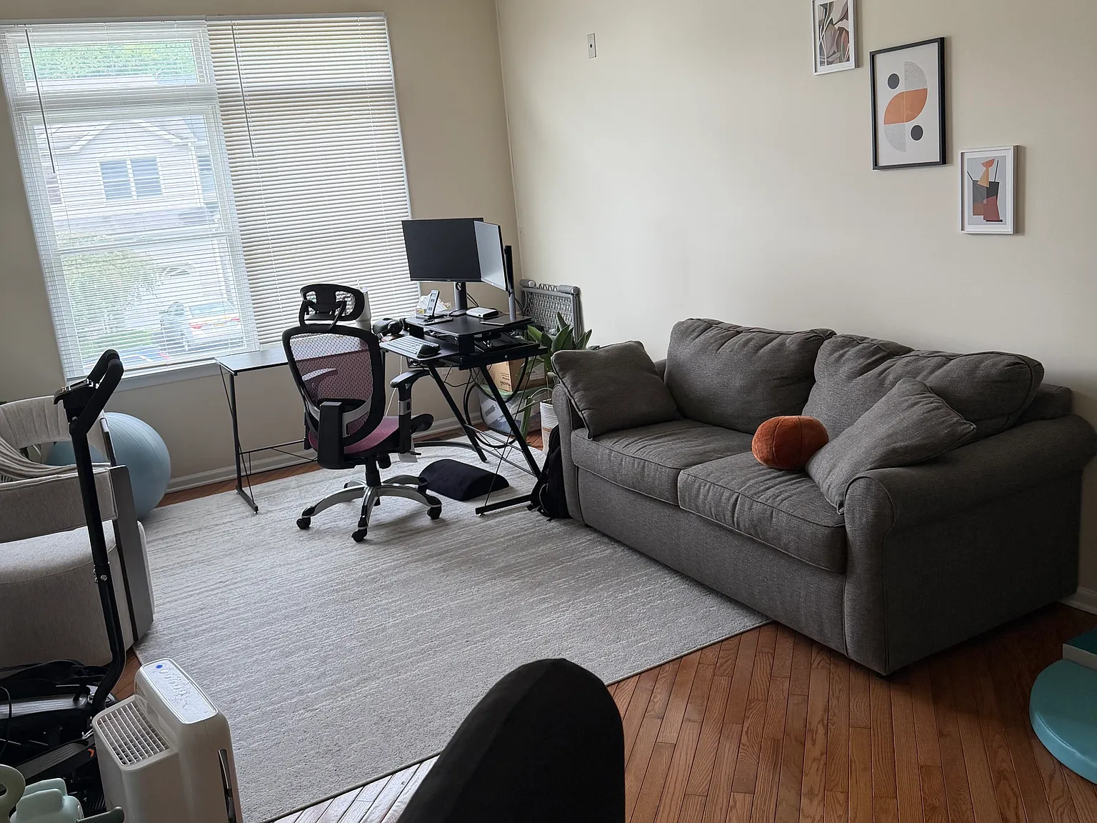 2 bed, 1960 sqft, $3,800 — Photo 3