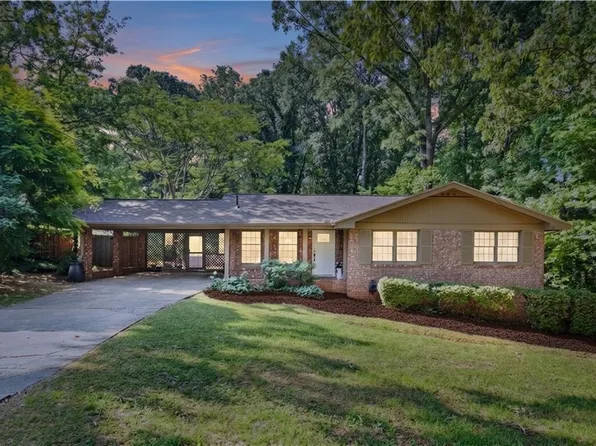 702 Highview Dr SE, Smyrna, GA 30082