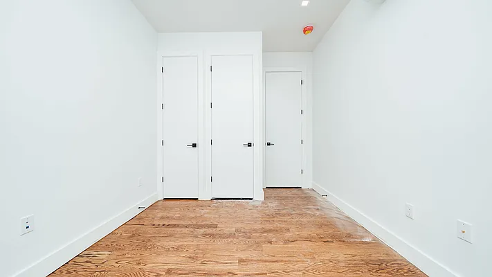 Rented by Nooklyn NYC LLC | media 6