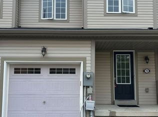 7761 White Pine Cres, Niagara Falls, ON L2H 3R4