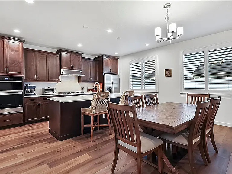 14588 Cooper Sunrise Dr — Photo 16