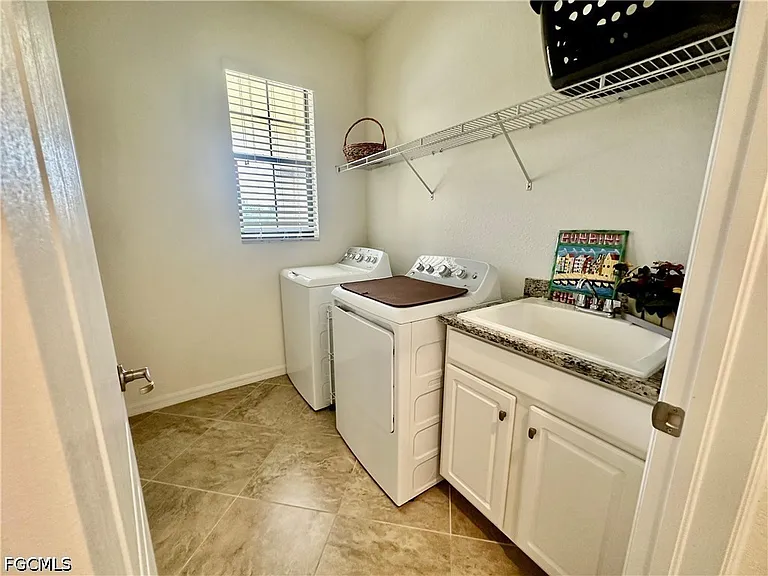 11600 Golden Oak Ter — Photo 19