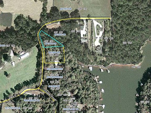 Plat with lots outlined.