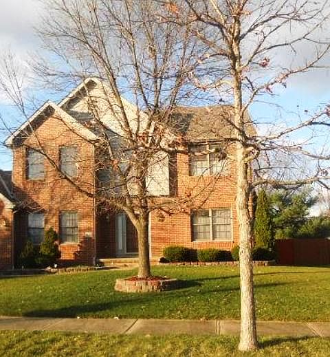 1st image of 906 Wake Dr