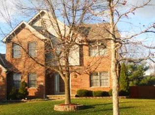 906 Wake Dr, Westerville, OH 43082