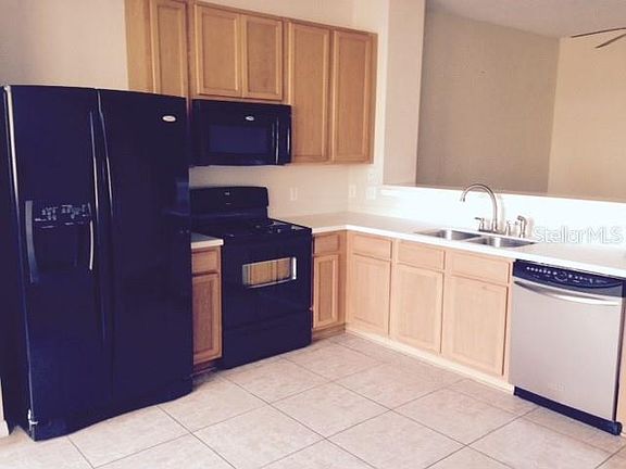 2nd image of 5472 Paradise Cay Cir