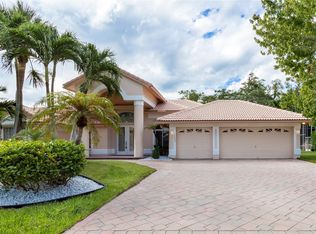 15683 Cypress Park Dr, Wellington, FL 33414