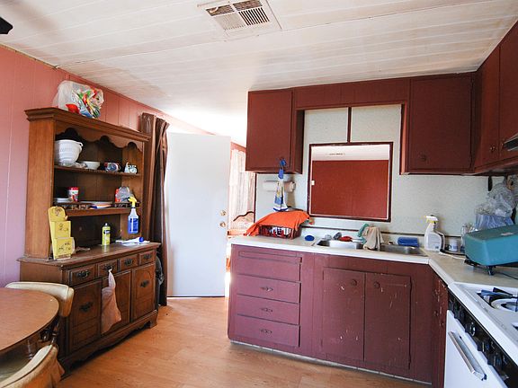 5th image of 913 N Flagstaff Ave