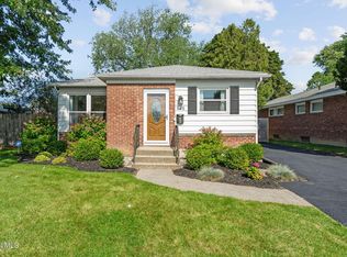 145 Ramsey Pl, Albany, NY 12209