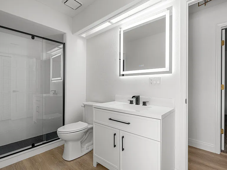 375 N Highview Ave — Photo 42